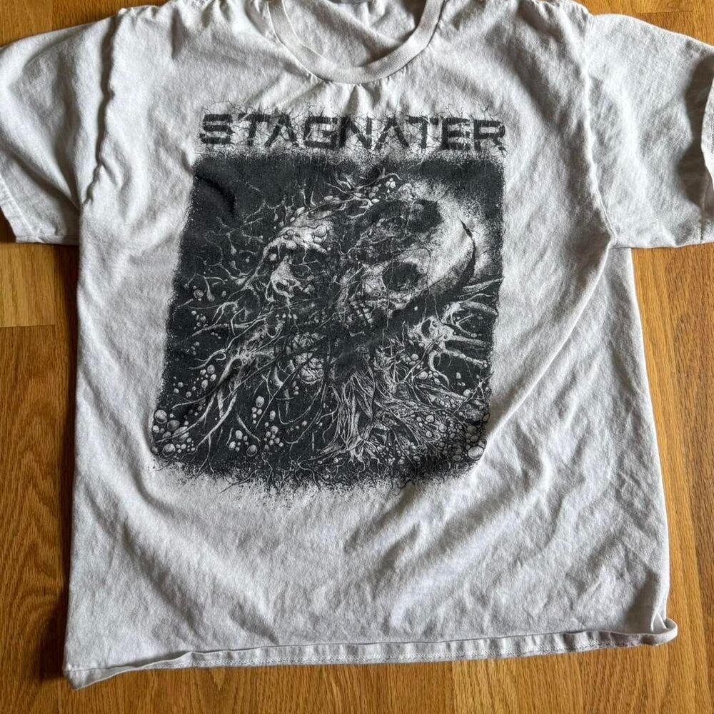Unbranded Men's Grey and White T-shirt